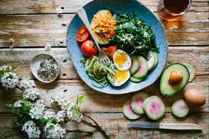 Balanced Diet: How can maintain diet